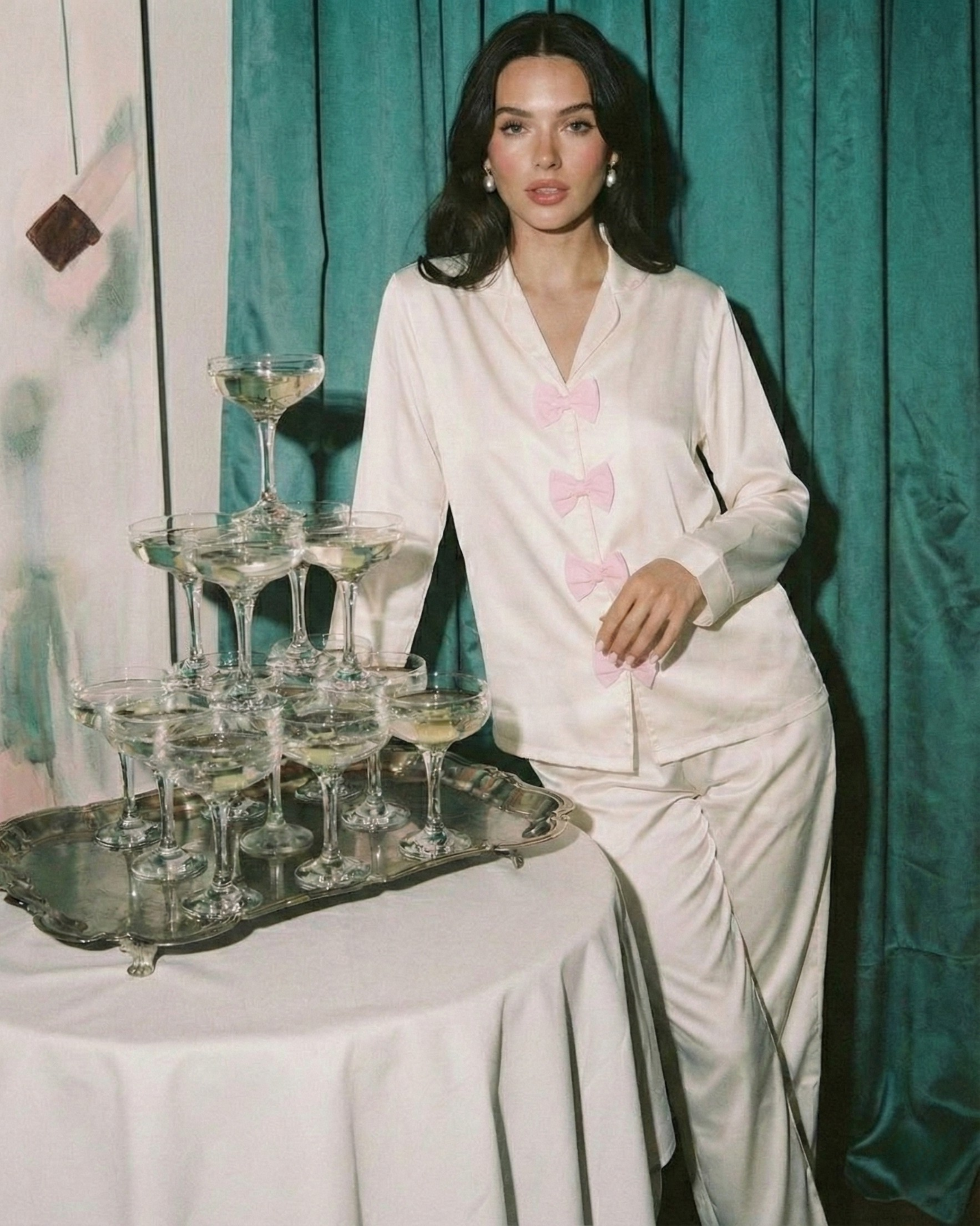 The Champagne Bow Set